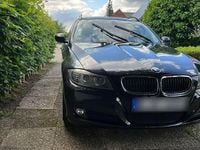 Gebraucht BMW 318 143 PS (105 kW) 2009 Schwarz Kombi