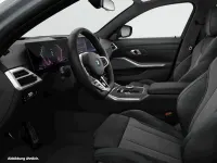 Gebraucht BMW 330e M Sport 292 PS (214 kW) 2025 Grau Kombi