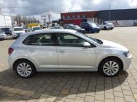 Gebraucht VW Polo Highline 95 PS (69 kW) 2018 Silber Kleinwagen