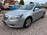 Gebraucht Opel Insignia Edition 160 PS (117 kW) 2010 Silber Kombi