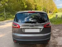 Käytetty Ford S-MAX Titanium 140 HP (102 kW) 2013 Ruskea Tila-auto