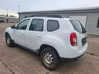 Używany Dacia Duster Lauréate 105 KM (77 kW) 2012 Biały SUV