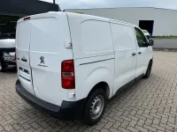 Gebraucht Peugeot Expert Premium 122 PS (89 kW) 2021 Weiß Van