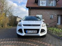 Gebraucht Ford Kuga Titanium 150 PS (110 kW) 2015 Weiß SUV