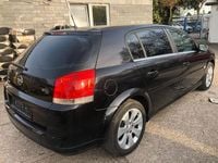 Gebraucht Opel Signum Edition+ 140 PS (102 kW) 2008 Schwarz Kleinwagen