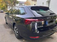 Gebraucht Skoda Octavia First Edition 150 PS (110 kW) 2020 Schwarz Kombi