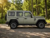 Neu BAW 212 166 PS (122 kW) 2026 Wüstengelb SUV