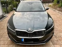 Gebraucht Skoda Superb 190 PS (139 kW) 2019 Grau Limousine