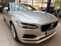 Gebraucht Volvo S90 Momentum 190 PS (139 kW) 2019 Bright silver metallic / metal Limousine