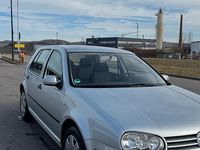 Gebraucht VW Golf IV 75 PS (55 kW) 2001 Silber Kleinwagen