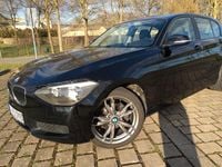 Gebraucht BMW 114 102 PS (75 kW) 2012 Schwarz Kleinwagen
