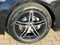 Gebraucht Mercedes E300 AMG line 313 PS (230 kW) 2024 Schwarz Limousine