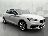 Gebraucht Seat Leon FR 150 PS (110 kW) 2025 Glacial weiß metallic Limousine