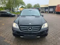 Gebraucht Mercedes ML280 190 PS (139 kW) 2008 Schwarz SUV