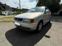 Gebraucht VW Polo 50 PS (36 kW) 1999 Silber Kleinwagen