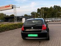 Gebraucht BMW 120 177 PS (130 kW) 2010 Schwarz Kleinwagen