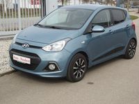 Gebraucht Hyundai i10 Passion 87 PS (63 kW) 2016 Aqua sparkling (metallic) Kleinwagen