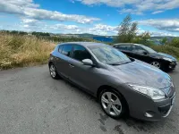 Gebraucht Renault Mégane III 101 PS (74 kW) 2010 Silber Limousine
