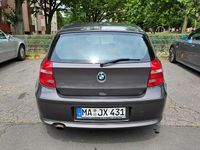 Gebraucht BMW 118 143 PS (105 kW) 2009 Grau Kleinwagen
