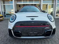 Używany Mini John Cooper Works 231 KM (169 kW) 2023 Biały Hatchback