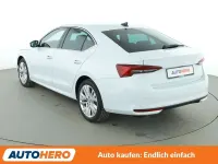 Gebraucht Skoda Octavia Selection 150 PS (110 kW) 2024 Weiß Limousine