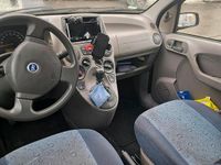Używany Fiat Panda 54 KM (39 kW) 2005 Niebieski Hatchback