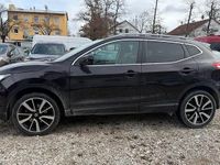 Gebraucht Nissan Qashqai Tekna 131 PS (96 kW) 2015 Violet SUV