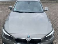 gebraucht BMW 118 Baureihe 1, 5 Trg. i Advantage Automatik Unfallfrei