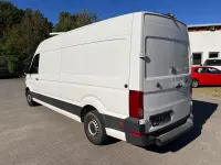 Second-hand VW Crafter 102 CP (75 kW) 2023 Alb Van