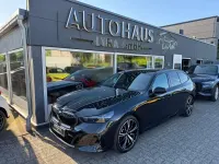 Gebraucht BMW 520 M Sport 197 PS (144 kW) 2025 Schwarz Kombi
