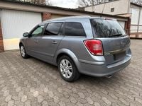 Gebraucht Opel Astra 179 PS (131 kW) 2010 Grau Kombi