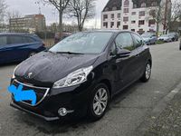 Gebraucht Peugeot 208 82 PS (60 kW) 2012 Schwarz Kleinwagen