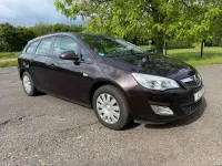 Gebraucht Opel Astra Selection 120 PS (88 kW) 2012 Braun Kombi