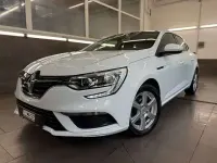 Gebraucht Renault Mégane IV Play 110 PS (80 kW) 2018 Weiss Limousine