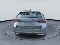 Neu Skoda Octavia Selection 150 PS (110 kW) 2026 Grau Kombi