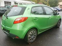 Gebraucht Mazda 2 Independence 86 PS (63 kW) 2008 Grün Limousine