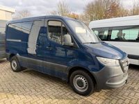 Gebraucht Mercedes Sprinter 114 PS (83 kW) 2019 Stahlblau Van