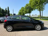 Gebraucht Ford Fiesta Trend 101 PS (74 kW) 2018 Iridiumschwarz metallic Limousine