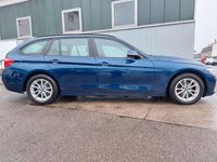 Gebraucht BMW 320 Advantage 190 PS (139 kW) 2018 Blau Kombi