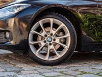 Gebraucht BMW 320 Comfort Edition 184 PS (135 kW) 2013 Schwarz Kombi