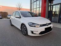 Gebraucht VW e-Golf 100 kW (136 PS) 2018 Weiß metallic Kleinwagen