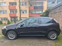 Gebraucht Fiat Punto 77 PS (56 kW) 2013 Schwarz Kleinwagen