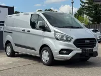 Gebraucht Ford Transit Custom 131 PS (96 kW) 2019 Silber Van