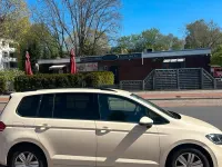 Gebraucht VW Touran 119 PS (87 kW) 2020 Gelb Van / Kleinbus