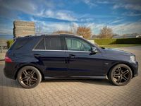 Gebraucht Mercedes ML350 258 PS (189 kW) 2012 Blau SUV