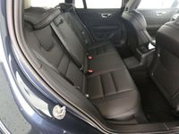 Gebraucht Volvo V60 Plus 398 PS (292 kW) 2025 Blau Kombi