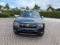 Second-hand Dacia Duster Lauréate 109 CP (80 kW) 2015 Gri SUV