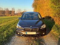 Gebraucht BMW 220 Luxury Line 192 PS (141 kW) 2016 Grau Kombi