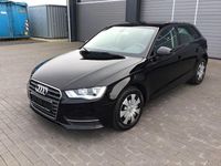 Gebraucht Audi A3 Attraction 110 PS (80 kW) 2015 Schwarz Limousine