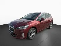 Gebraucht BMW 218 Active Tourer Luxury Line 150 PS (110 kW) 2023 Rot Van / Kleinbus